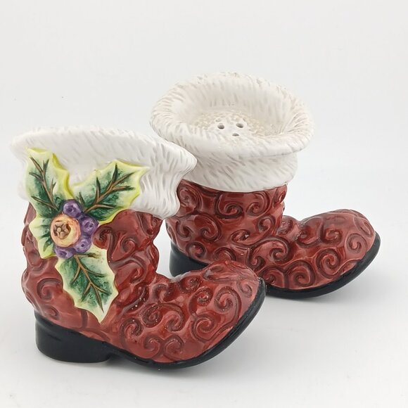 Fitz & Floyd Christmas Santa Boots Salt/Pepper Shakers Tableware Mint Orig Pkg - Picture 1 of 9